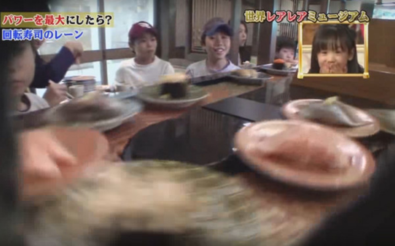 「超高速迴轉壽司」客人看傻眼：根本吃不到！日本整人節目結論「超隨便」快笑死ＸＤ