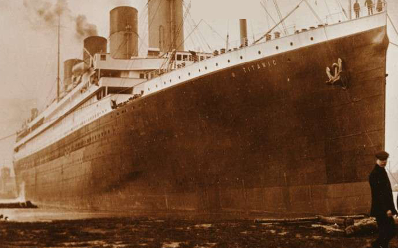 驚人證據顯示「鐵達尼號沈船的主因不是因為冰山」，研究後發現竟然是因為「火」造成的！