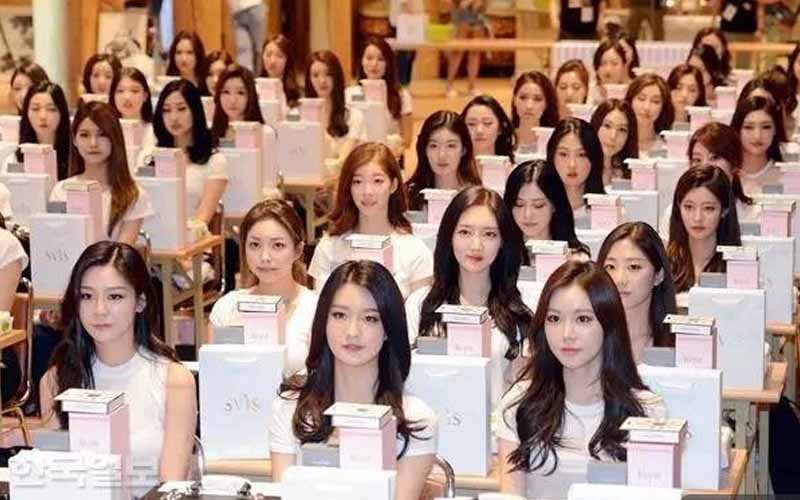 2017年韓國小姐選美又來了，進入決選的３３位美女，又要開始考驗評審眼力了！