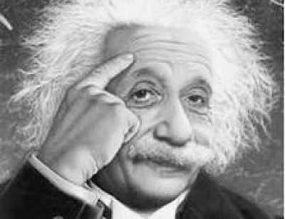 看似簡單的數學，相信連愛因斯坦也要思考一下哪個是正確的答案    你能解答嗎