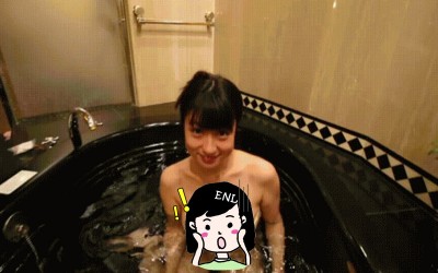 寫真女星瀧澤的入浴照瘋傳  但網友關注的重點竟然不是I級巨乳，而是她背後的倒影......