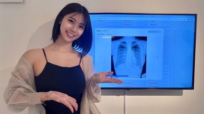 遭網嗆「胸是假的」日本寫真女星不忍了！公開胸部X光片反擊酸民